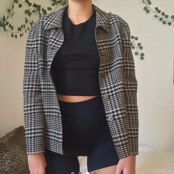 Brown checkered coat - Picture 2 of 4